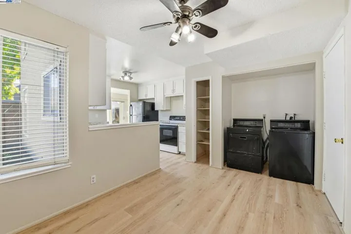 93 Cassia Dr, Hayward, California 94544