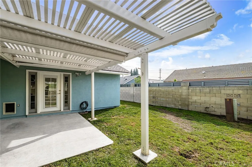 744 E Meadowbrook, Orange, California 92865 home-pic-34