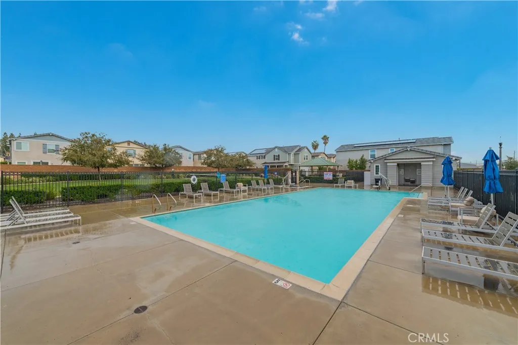 2072 E Sentinel Privado, Ontario, California 91764 home-pic-29