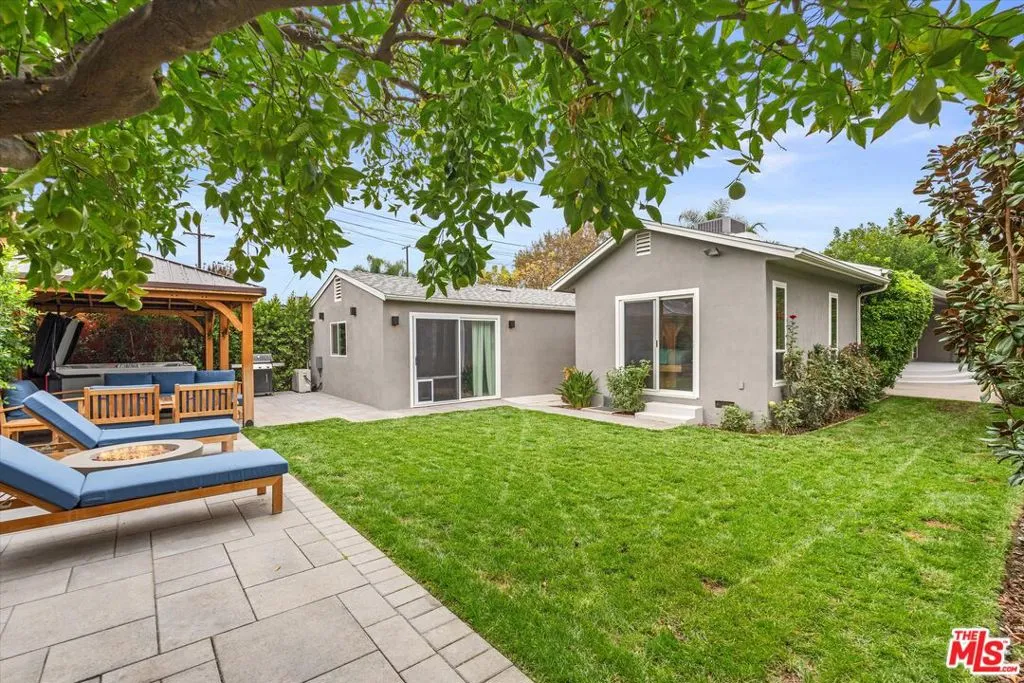 317 S Orchard Drive, Burbank, California 91506 home-pic-25