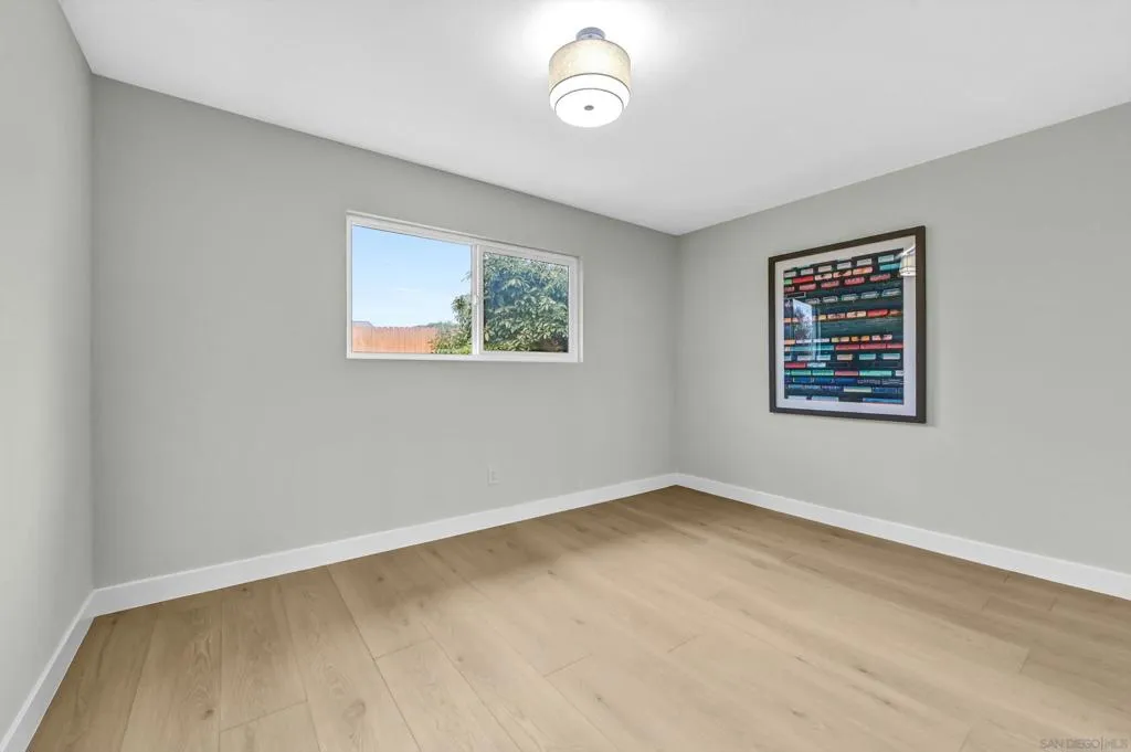 3904 Sherbourne Dr, Oceanside, California 92056 home-pic-15