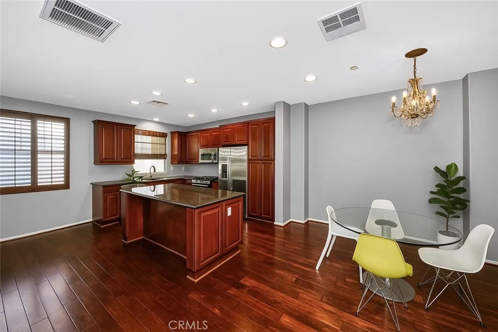 2164 Silva, Fullerton, California 92833 home-pic-6