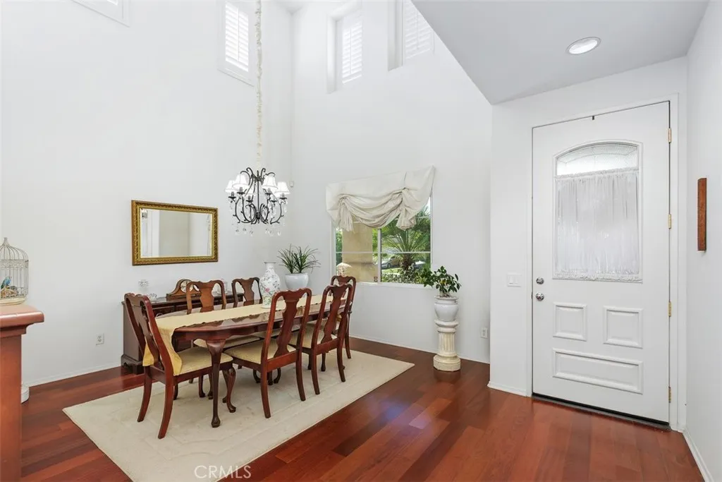 35648 Loggins Court, Winchester, California 92596 home-pic-4