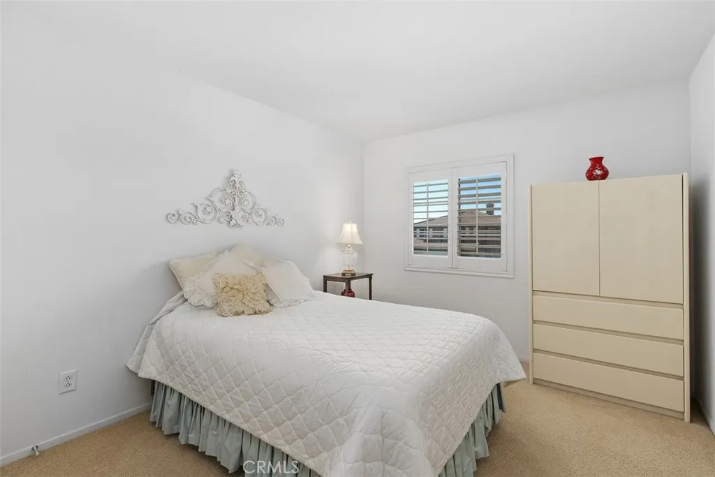 35648 Loggins Court, Winchester, California 92596 home-pic-15