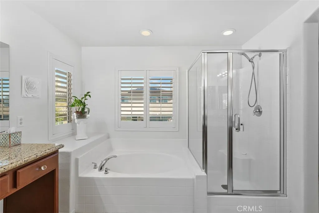 35648 Loggins Court, Winchester, California 92596 home-pic-25