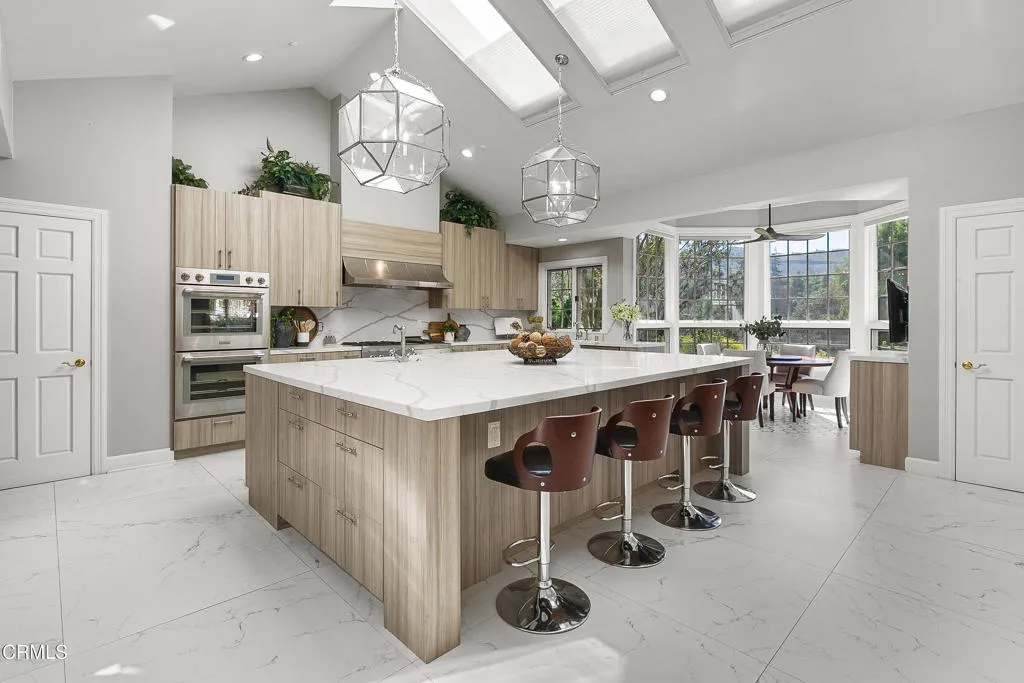 13226 Nightsky Drive, Camarillo, California 93012 home-pic-10