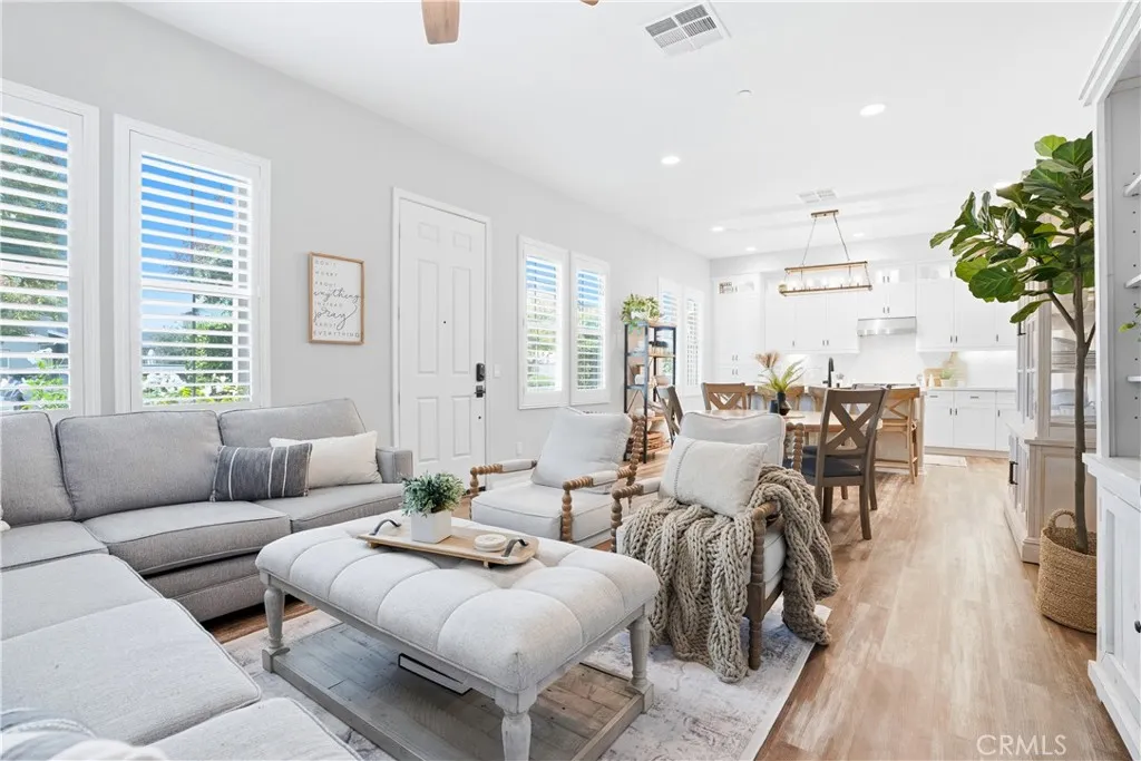 50 Promesa Avenue, Rancho Mission Viejo, California 92694 home-pic-5