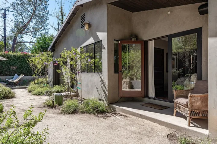 4642 Santa Lucia Drive, Woodland Hills, California 91364