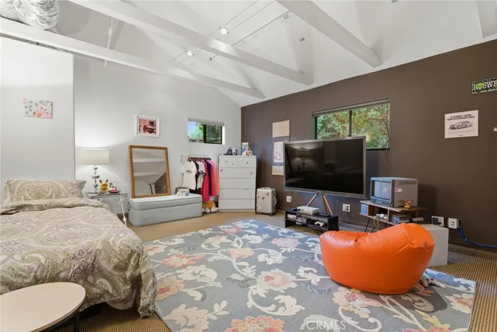 4642 Santa Lucia Drive, Woodland Hills, California 91364