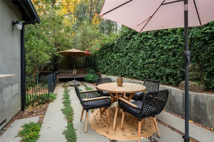 4642 Santa Lucia Drive, Woodland Hills, California 91364