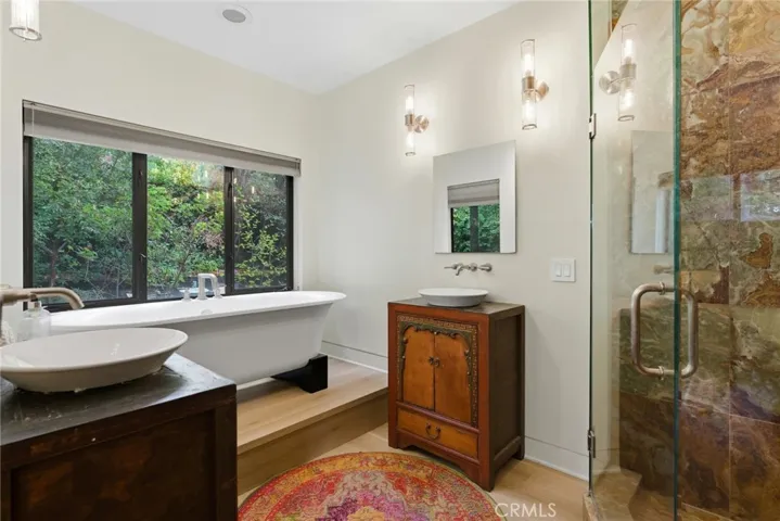 4642 Santa Lucia Drive, Woodland Hills, California 91364