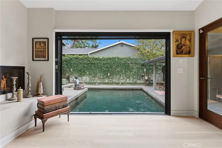 4642 Santa Lucia Drive, Woodland Hills, California 91364