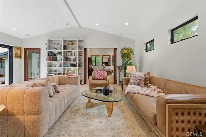 4642 Santa Lucia Drive, Woodland Hills, California 91364