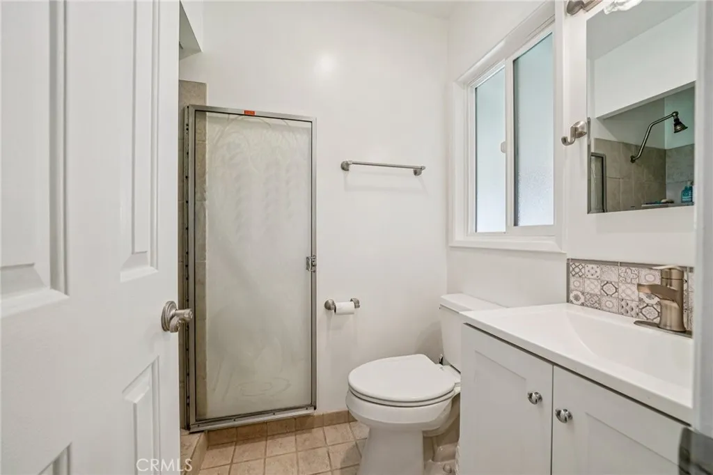 1242 N Cypress, Ontario, California 91762 home-pic-32