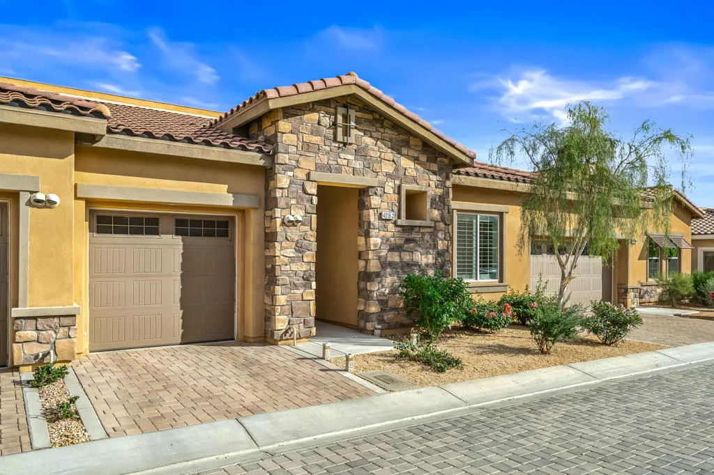 4018 Via Fragante 2, Palm Desert, California 92260 home-pic-4