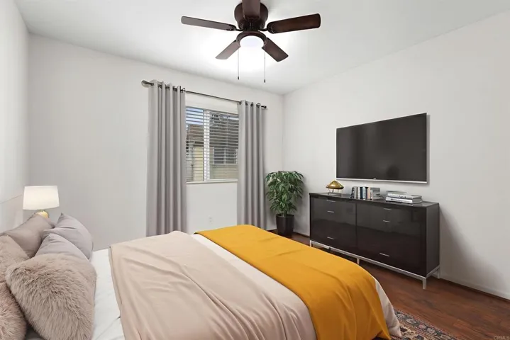 2ND BEDROOM/GUEST ROOM