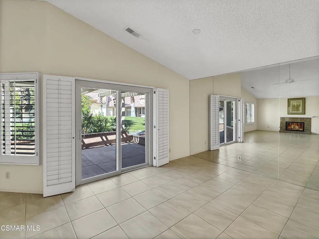 42215 Sultan Avenue, Palm Desert, California 92211 home-pic-44