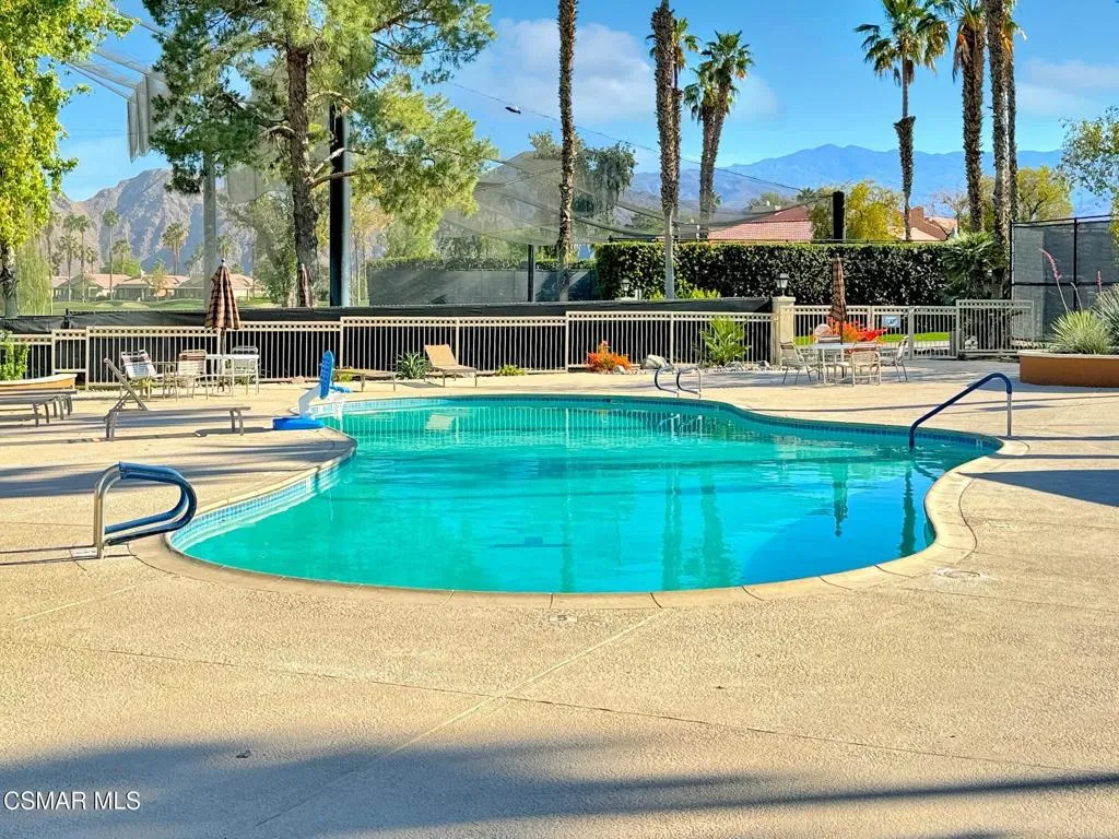 42215 Sultan Avenue, Palm Desert, California 92211 home-pic-6
