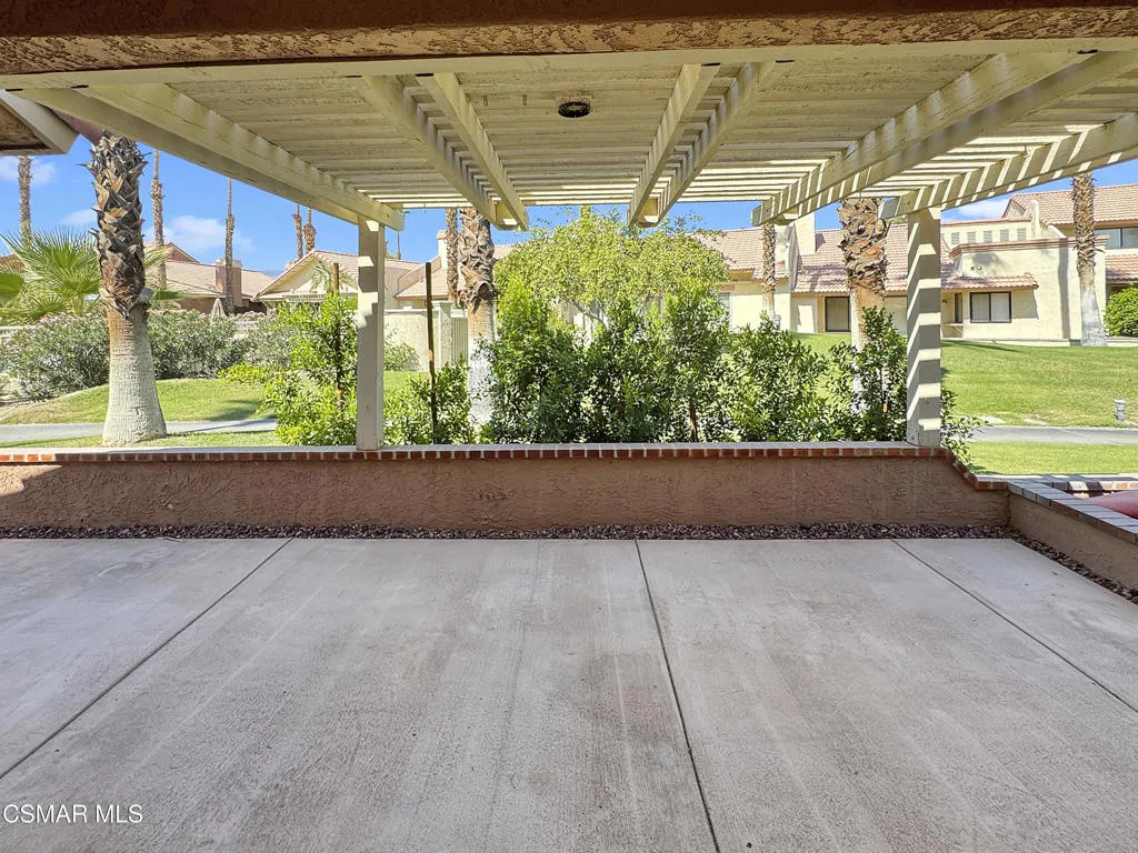 42215 Sultan Avenue, Palm Desert, California 92211 home-pic-31