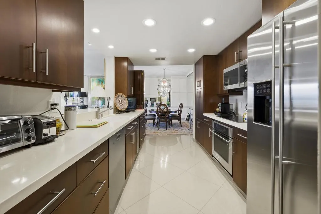 900 Island Drive 207, Rancho Mirage, California 92270 home-pic-13