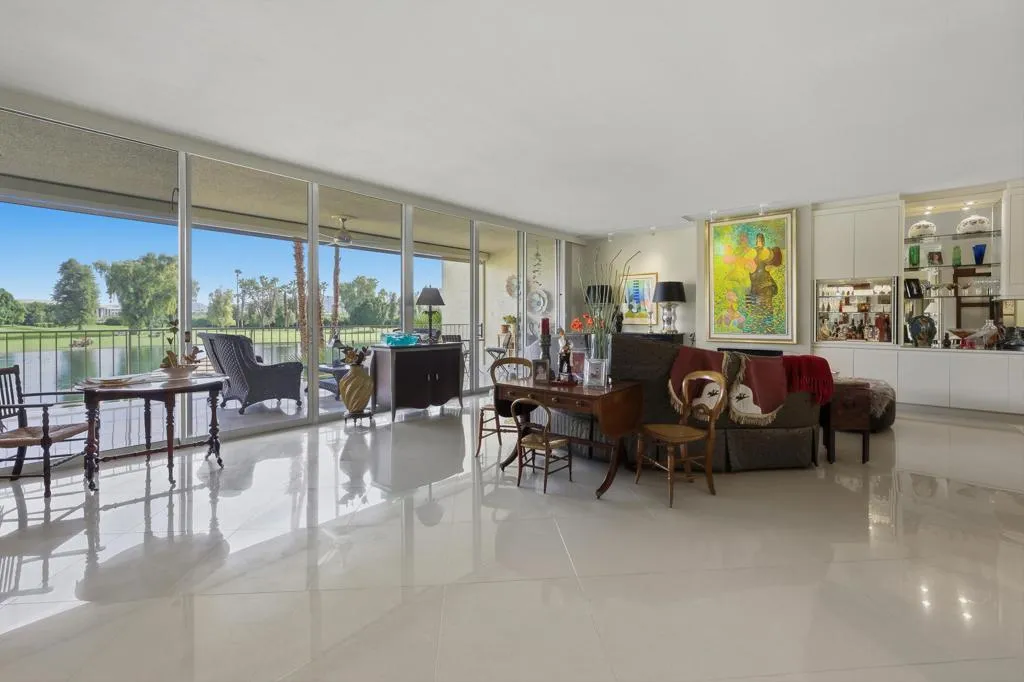 900 Island Drive 207, Rancho Mirage, California 92270 home-pic-9