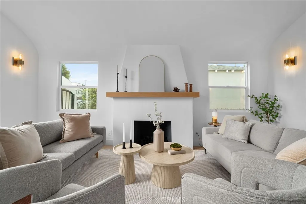 3477 Floresta, Los Angeles, California 90043 home-pic-4