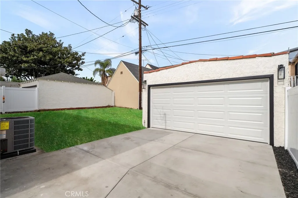 3477 Floresta, Los Angeles, California 90043 home-pic-26