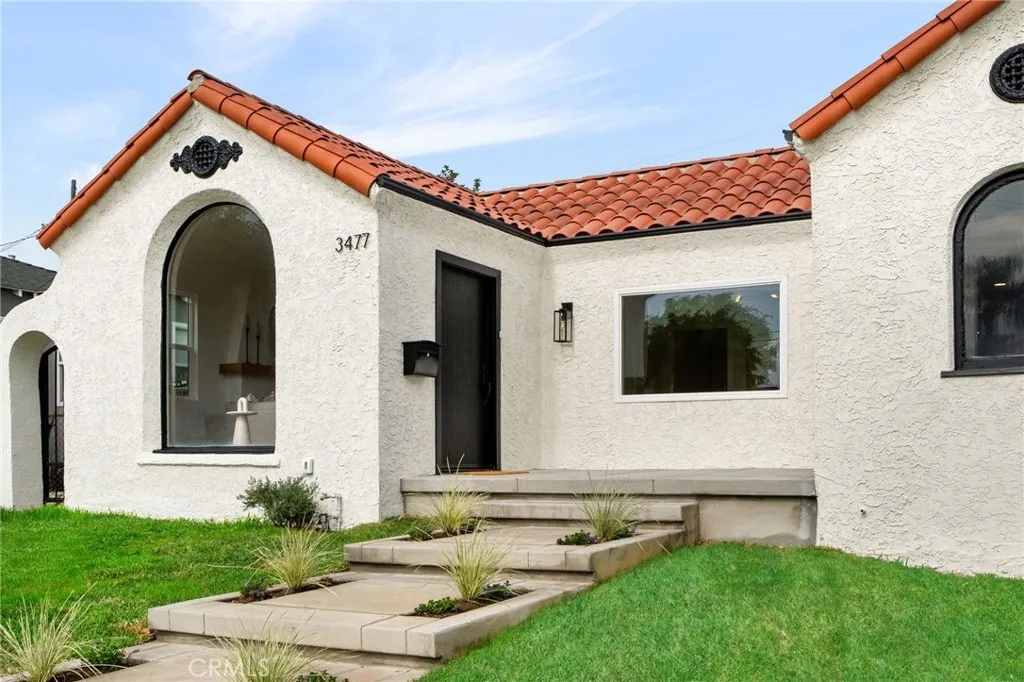 3477 Floresta, Los Angeles, California 90043 home-pic-2