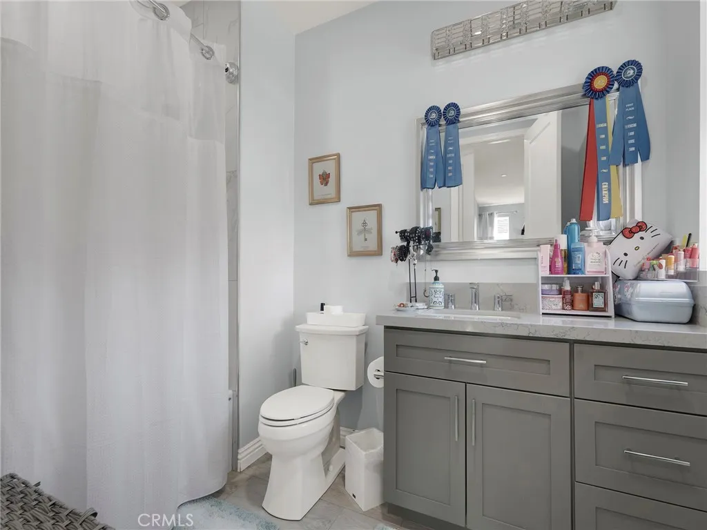27741 Claremore, Santa Clarita, California 91350 home-pic-32