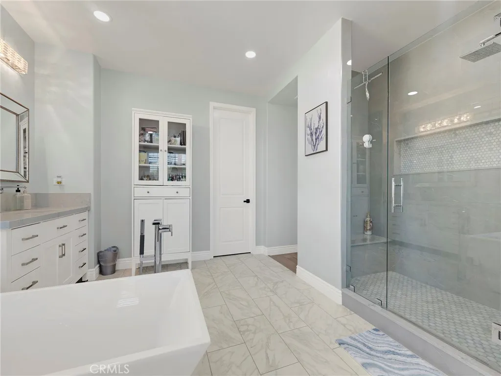 27741 Claremore, Santa Clarita, California 91350 home-pic-16
