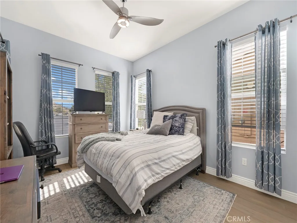 27741 Claremore, Santa Clarita, California 91350 home-pic-35