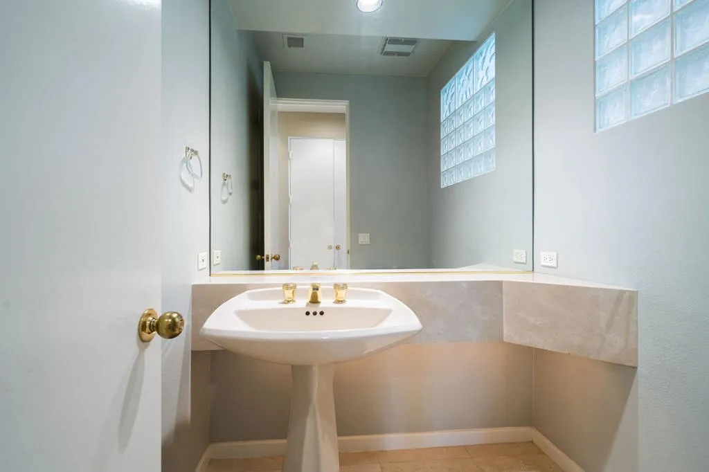 811 Deer Haven Circle, Palm Desert, California 92211 home-pic-42