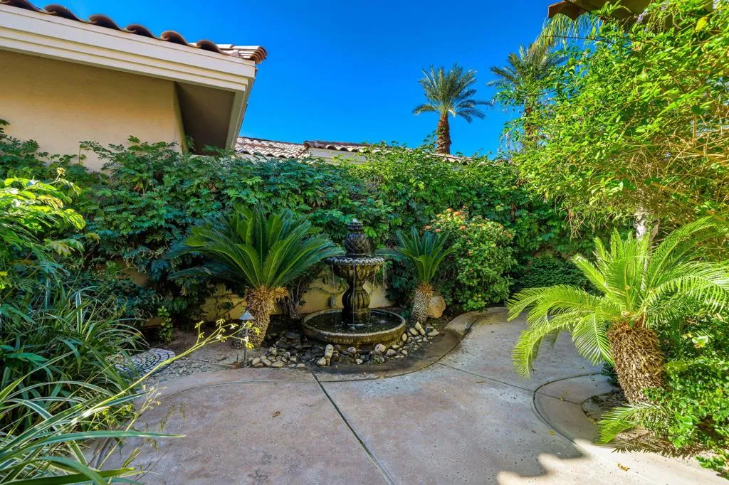 811 Deer Haven Circle, Palm Desert, California 92211 home-pic-28