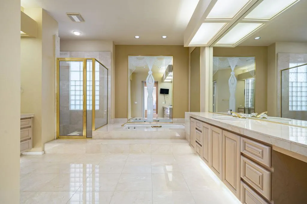 811 Deer Haven Circle, Palm Desert, California 92211 home-pic-31