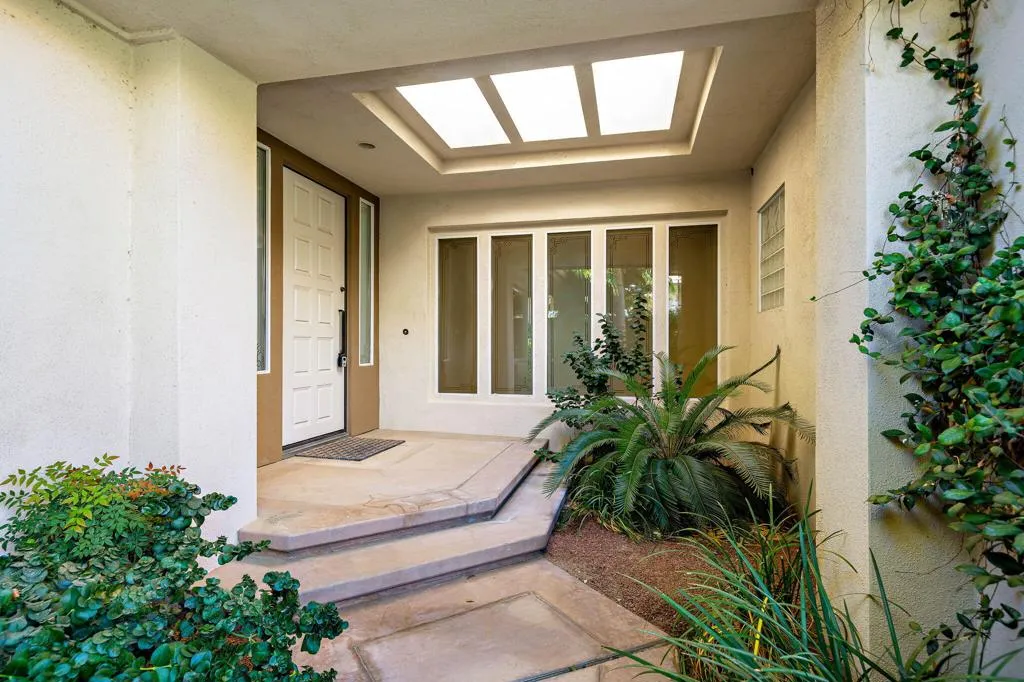 811 Deer Haven Circle, Palm Desert, California 92211 home-pic-50