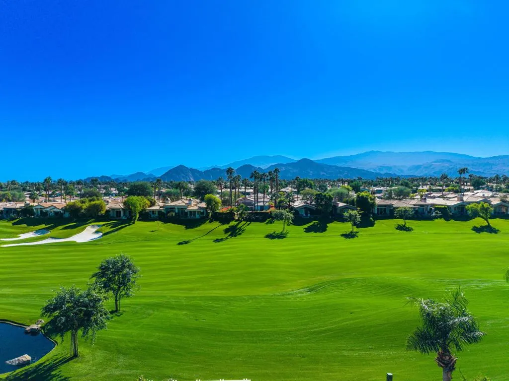 811 Deer Haven Circle, Palm Desert, California 92211 home-pic-46