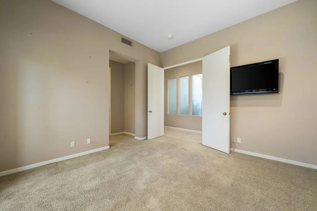 811 Deer Haven Circle, Palm Desert, California 92211 home-pic-35