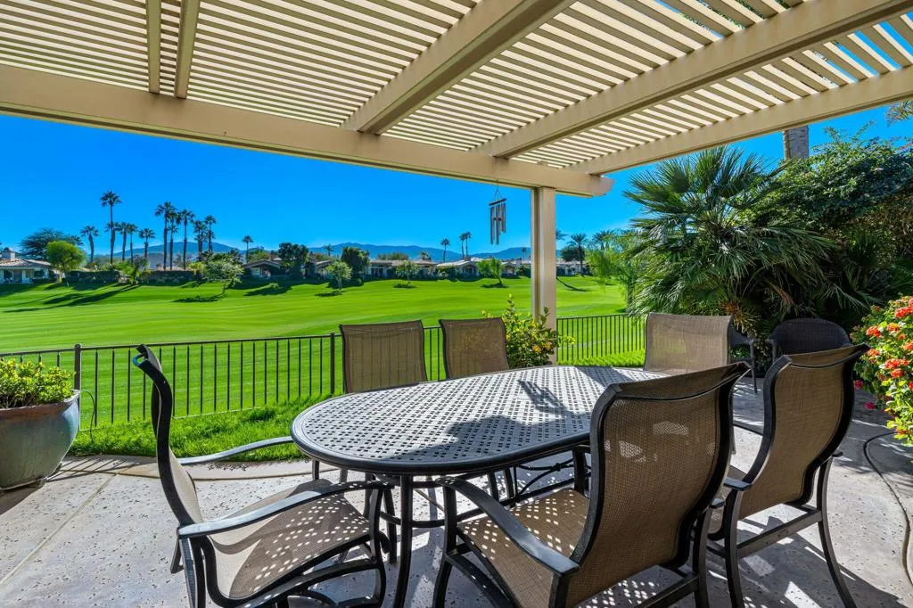 811 Deer Haven Circle, Palm Desert, California 92211 home-pic-3
