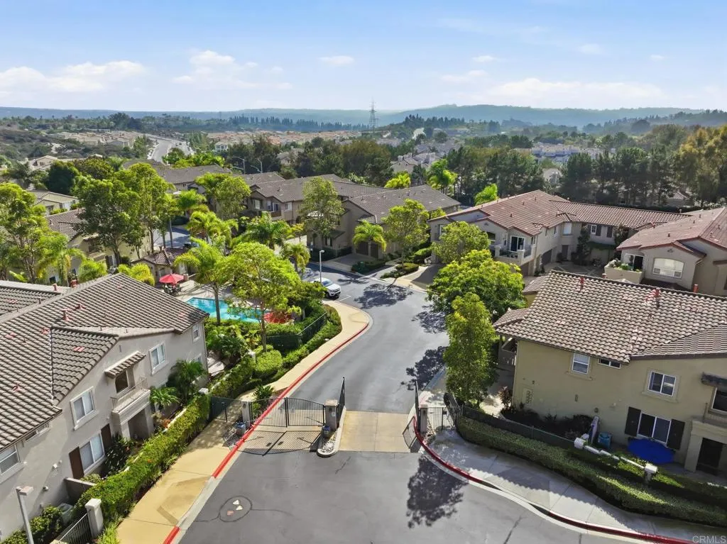 6325 Alexandri Circle, Carlsbad, California 92011 home-pic-34