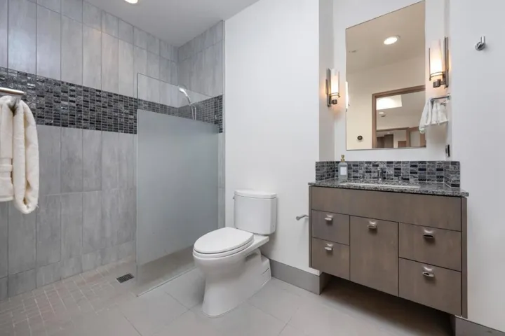 94 Yale Road, Menlo Park, California 94025