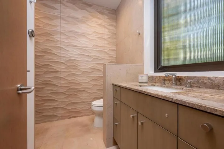 94 Yale Road, Menlo Park, California 94025