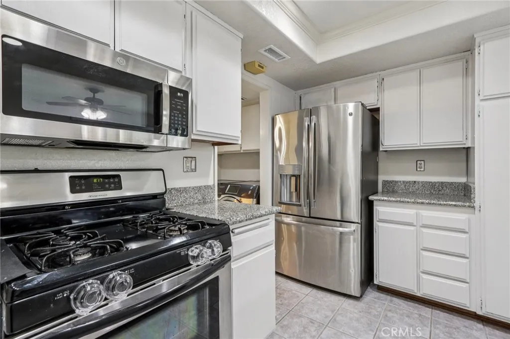6756 Summerfield Court, Chino, California 91710 home-pic-4