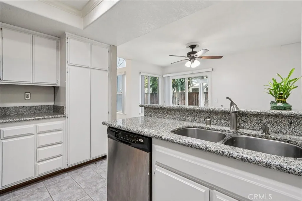 6756 Summerfield Court, Chino, California 91710 home-pic-10