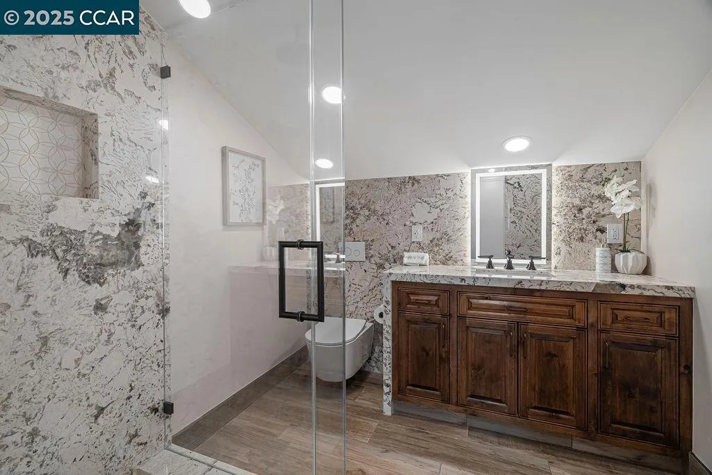 221 El Sobrante Dr, Danville, California 94526 home-pic-45