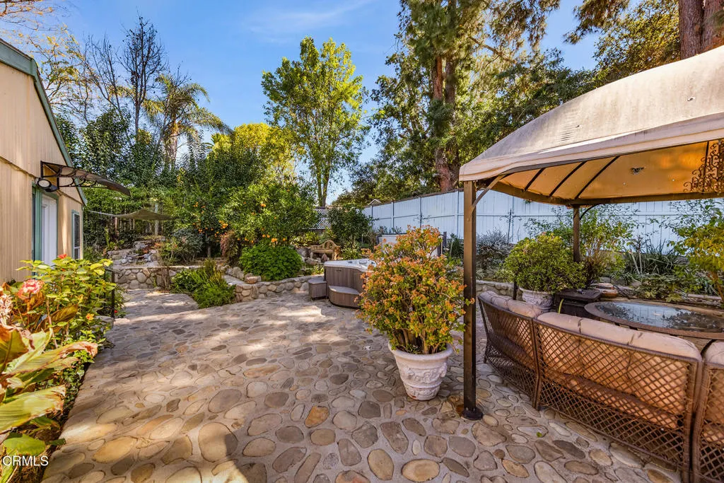 11604 N Ventura Avenue, Ojai, California 93023 home-pic-7