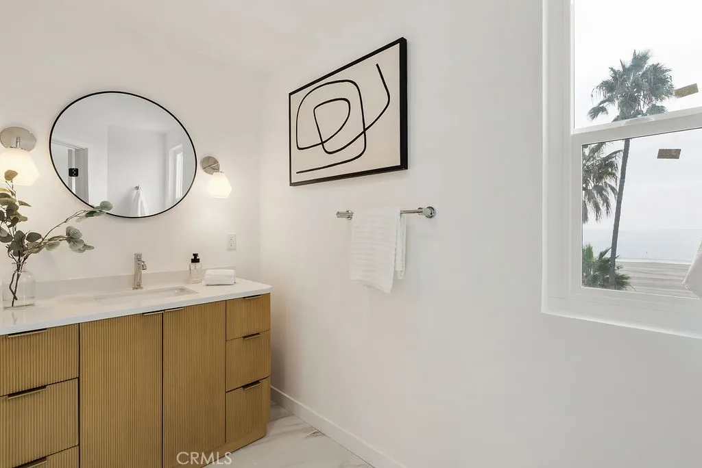 1200 E Ocean 52, Long Beach, California 90802 home-pic-39