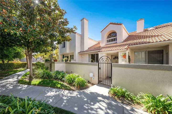 11383 Old Ranch, Chatsworth, California 91311