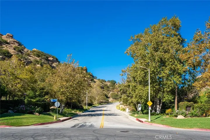 11383 Old Ranch, Chatsworth, California 91311