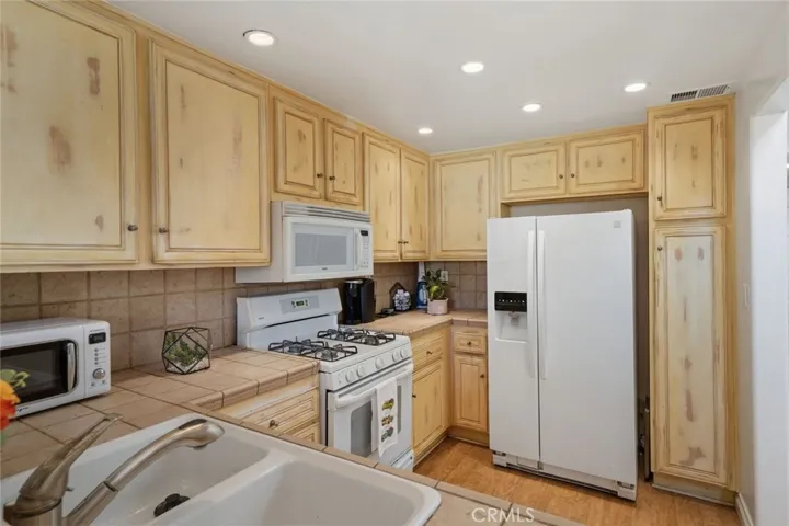 11383 Old Ranch, Chatsworth, California 91311