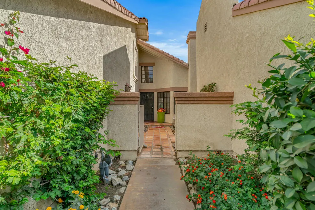 42872 Scirocco Road, Palm Desert, California 92211 home-pic-4